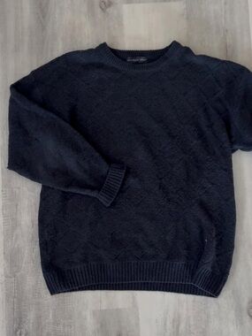 Vintage Men's Navy Textured Crewneck Sweater